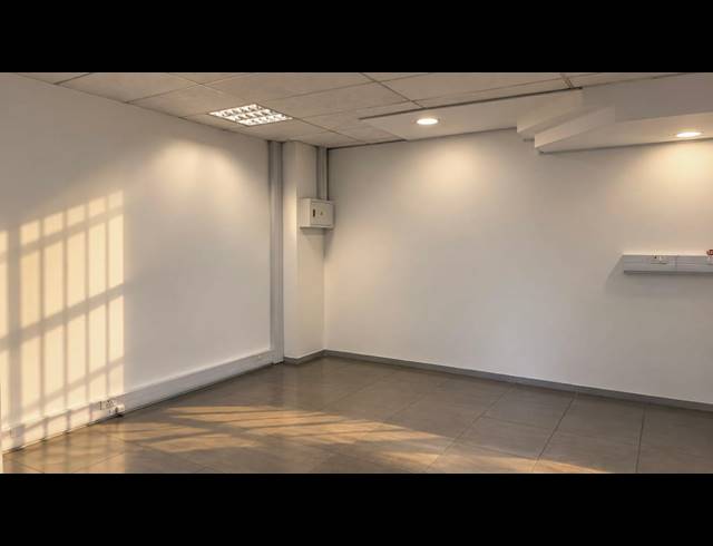 112M² OFFICE TO LET IN GLENWOOD